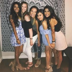 Meet your Posher, Natalie